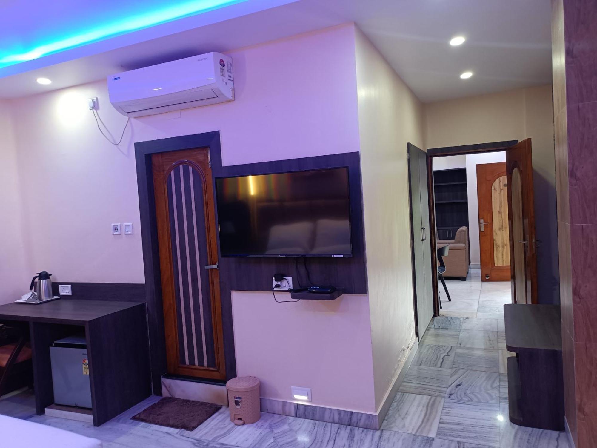 Hotel Sudakshina By Roh ซิลชาร์ ภายนอก รูปภาพ